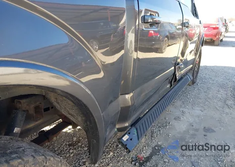 2016 Ford F-150 Xlt z USA, uszkodzony, nr VIN 1FTEW1EG2GFD39477